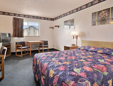 Travelodge By Wyndham Loveland/fort Collins Area Hotel